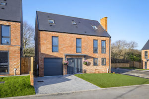 Photo 4- click for photo gallery